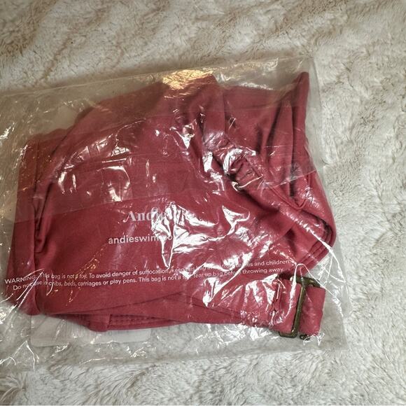 Andie Swim Bikini Top Size S Punch Pink The Scala Bandeau Pool Beach Resortwear - Picture 3 of 7